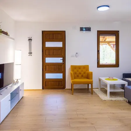 Apartment Vajati Gradac *