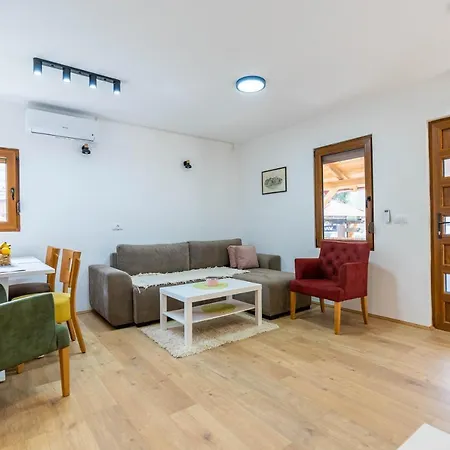 Vajati Gradac * Valjevo